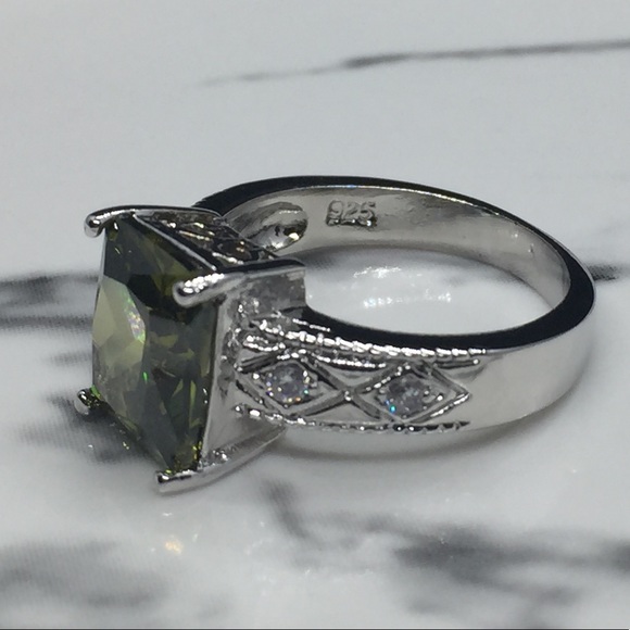 Sterling silver green quartz ring - Picture 3 of 3